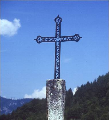 Croix chef-lieu Avanchers famille Montmayeur